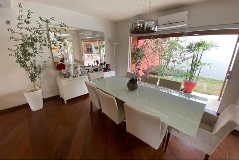 Casa a venda - Planalto Paulista - 2 suítes 229m² dos Guainumbis São Paulo - 