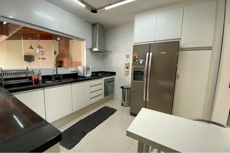 Casa a venda - Planalto Paulista - 2 suítes 229m² dos Guainumbis São Paulo - 