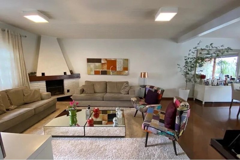 Casa a venda - Planalto Paulista - 2 suítes 229m² dos Guainumbis São Paulo - 