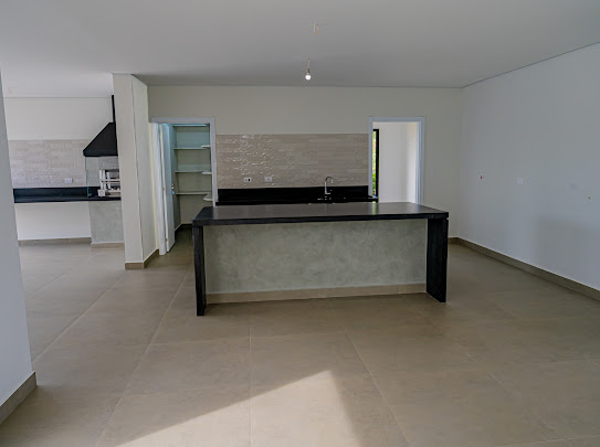 Casa com 3 dormit&oacute;rios &agrave; venda,378 m&sup2; -Condom&iacute;nio Saint Charbel - Ara&ccedil;oiaba da Serra -SP  Araçoiaba da Serra - 