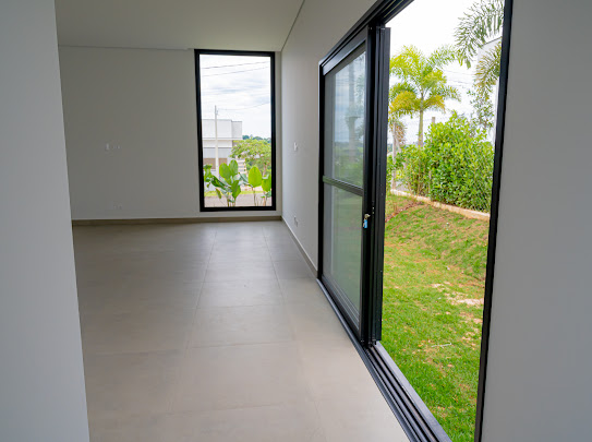 Casa com 3 dormit&oacute;rios &agrave; venda,378 m&sup2; -Condom&iacute;nio Saint Charbel - Ara&ccedil;oiaba da Serra -SP  Araçoiaba da Serra - 