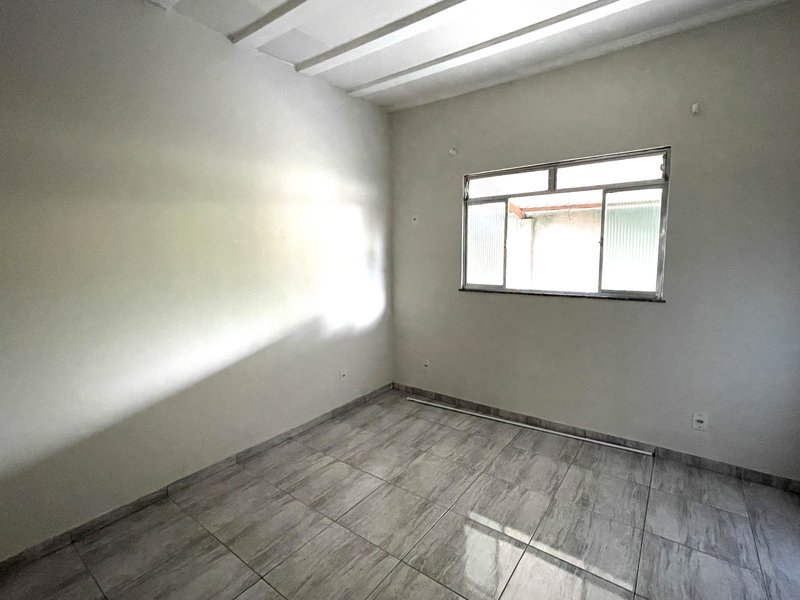 Alugando casa com 2 dormit&oacute;rios, Vale do Jequitib&aacute;-Guapimirim-RJ Rua Onze Guapimirim - 