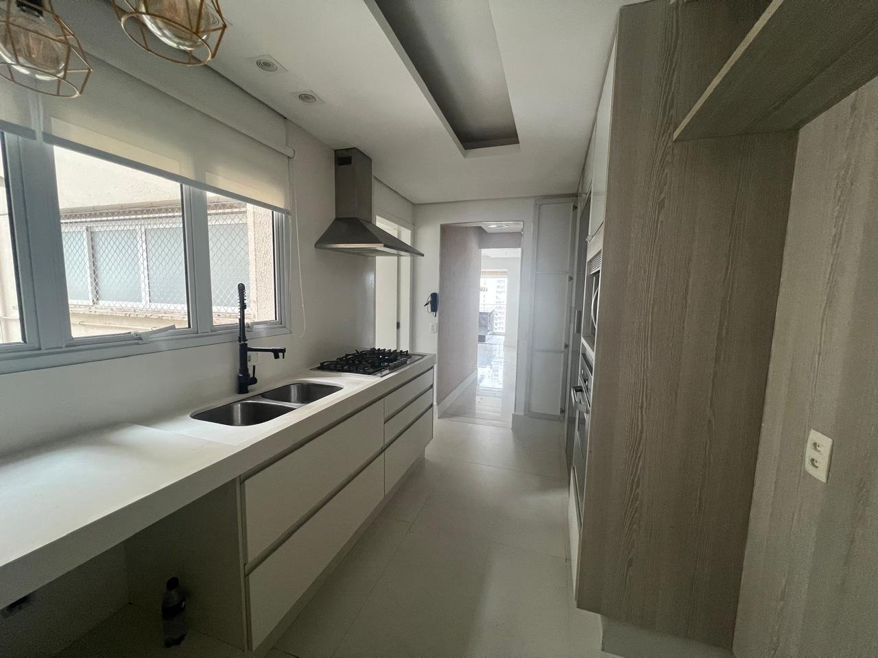 Apartamento à venda com 3 quartos, 155m² - Foto 9