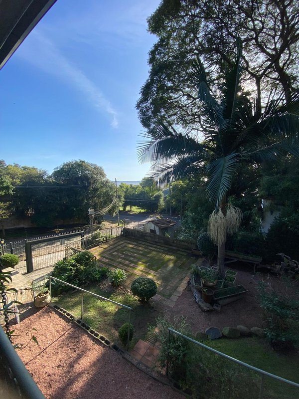 Casa com 4 dormitórios na Vila Assunção Rua Doutor Possidônio Cunha Porto Alegre - 