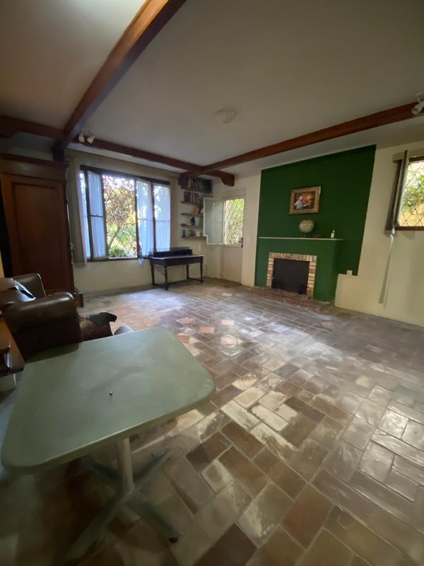 Casa com 4 dormitórios na Vila Assunção Rua Doutor Possidônio Cunha Porto Alegre - 