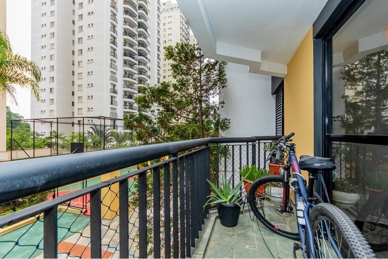 Apartamento a venda - Moema -1 suíte 101m² Cotovia São Paulo - 