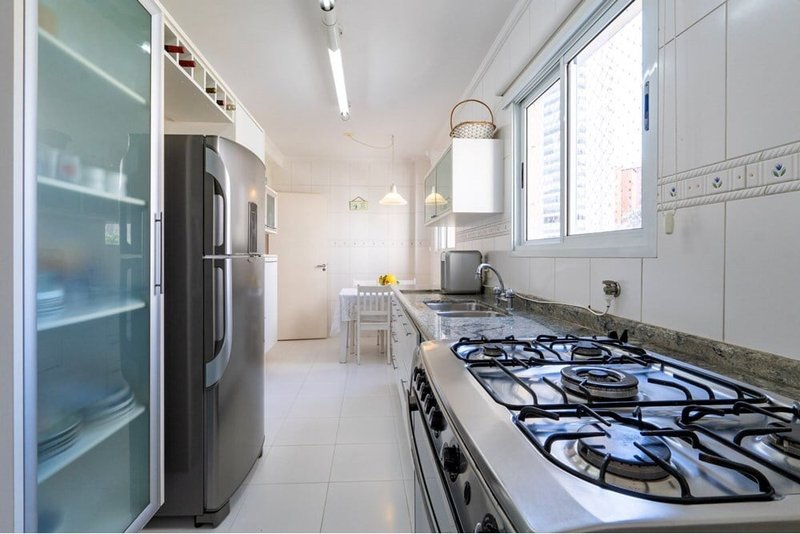 Apartamento a venda - Vila Mariana -  3 suítes 131m² Embuaçu São Paulo - 