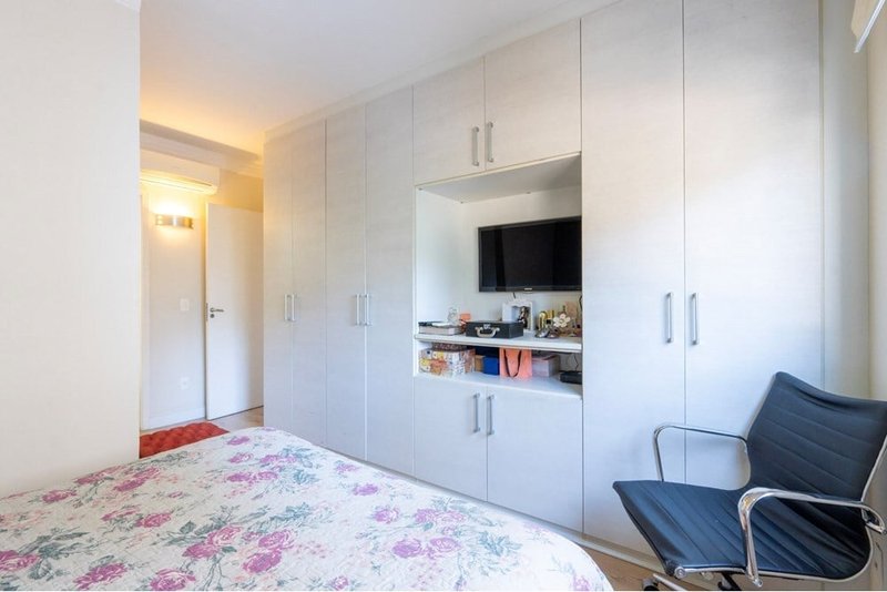 Apartamento a venda - Vila Mariana -  3 suítes 131m² Embuaçu São Paulo - 