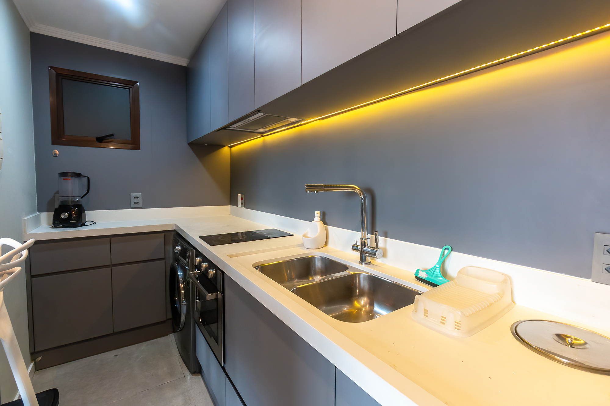 VENDE-SE APARTAMENTO 54M2 - PRONTO PARA MORAR Rua Alvorada São Paulo - 