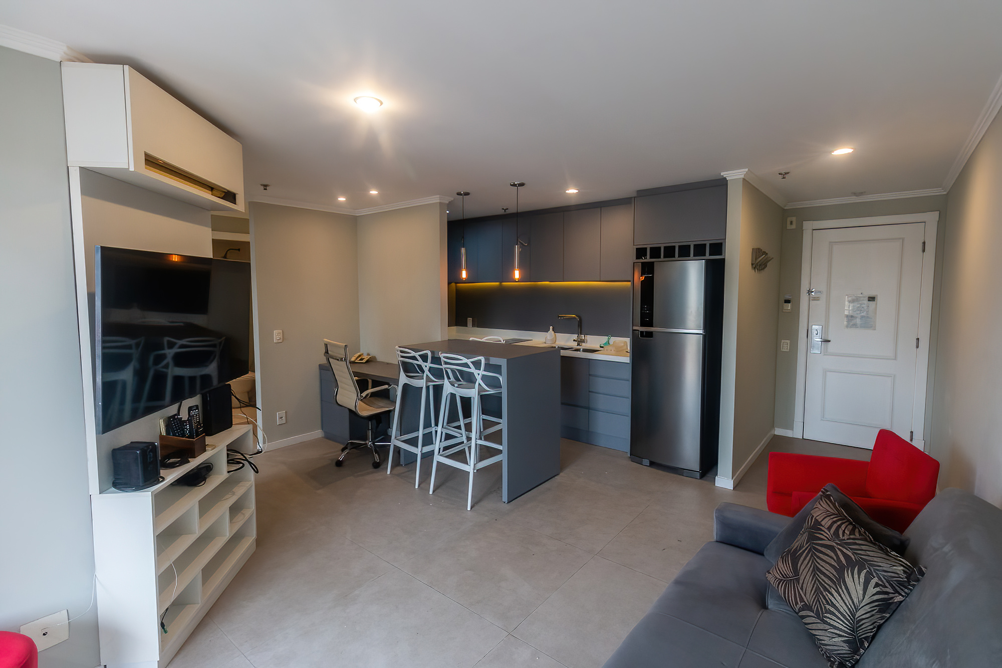 VENDE-SE APARTAMENTO 54M2 - PRONTO PARA MORAR Rua Alvorada São Paulo - 