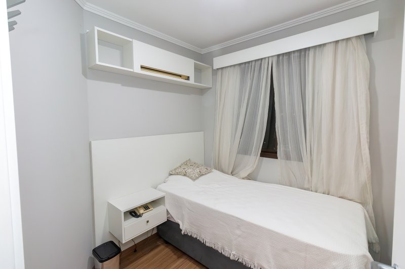 ALUGA-SE APARTAMENTO 54M2 - MOBILIADO - PRONTO PARA MORAR Rua Alvorada São Paulo - 
