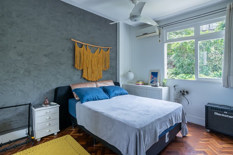 2 Quartos com vaga e vista para o verde em Laranjeiras! Rua Alice Rio de Janeiro - 