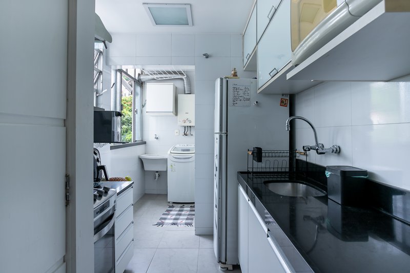 2 Quartos com vaga e vista para o verde em Laranjeiras! Rua Alice Rio de Janeiro - 