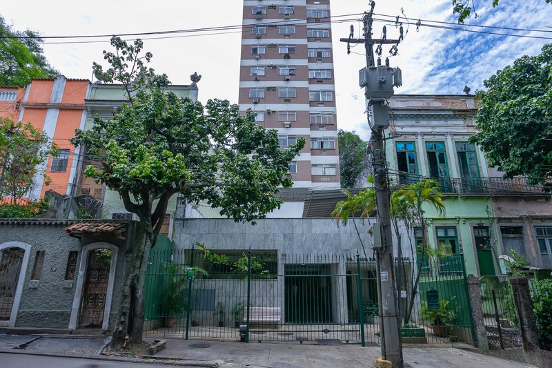 2 Quartos com vaga e vista para o verde em Laranjeiras! Rua Alice Rio de Janeiro - 