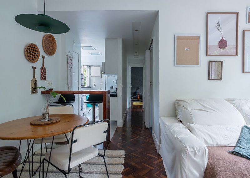 2 Quartos com vaga e vista para o verde em Laranjeiras! Rua Alice Rio de Janeiro - 