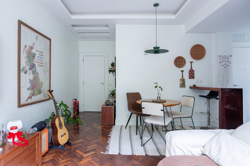 2 Quartos com vaga e vista para o verde em Laranjeiras! Rua Alice Rio de Janeiro - 