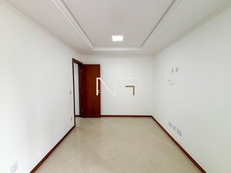 3 Quartos com suíte na quadra do mar na Praia da Costa Rua Desembargador Augusto Botelho Vila Velha - 