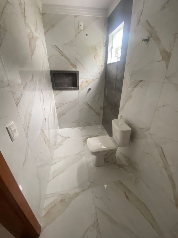 Casa com 1 suite e 2 quartos - Brusque - 