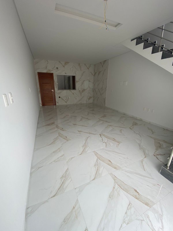 Casa com 1 suite e 2 quartos - Brusque - 