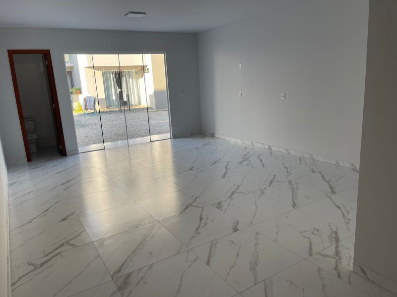 Casa Limoeiro 1 suíte mais 2 quartos - Brusque - 
