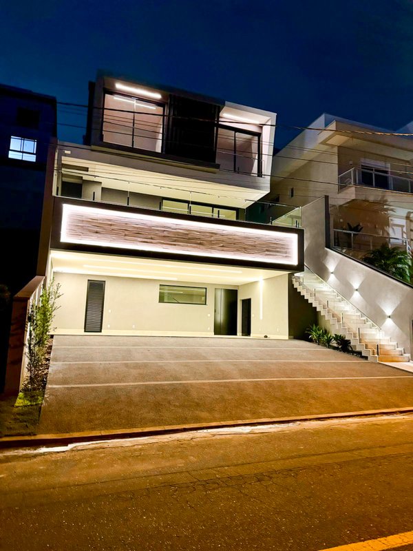 Linda Casa Real Park Av Renova dos Santos Arujá - 