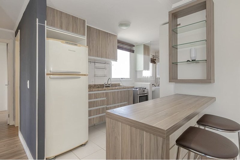 Apartamento CRL 135 Apto 612541001-99 1 suíte 79m² limoeiro Porto Alegre - 