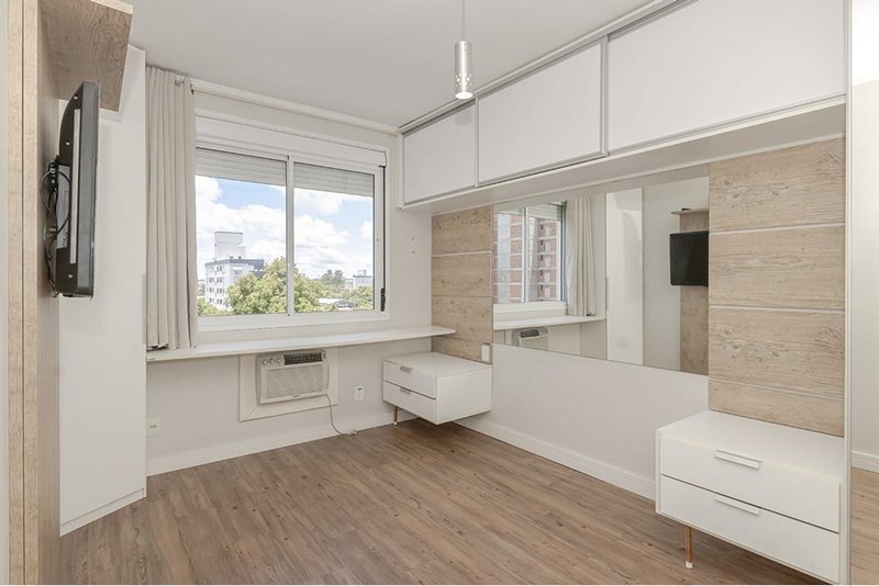 Apartamento CRL 135 Apto 612541001-99 1 suíte 79m² limoeiro Porto Alegre - 