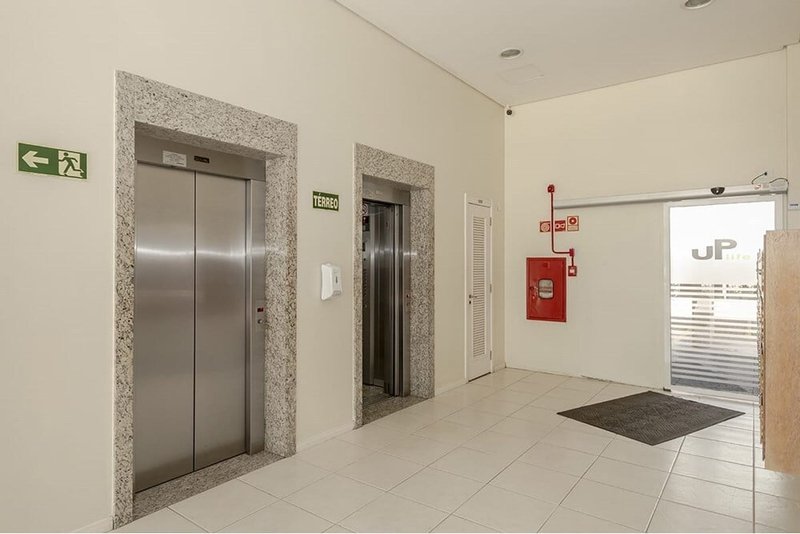 Apartamento CRL 135 Apto 612541001-99 1 suíte 79m² limoeiro Porto Alegre - 