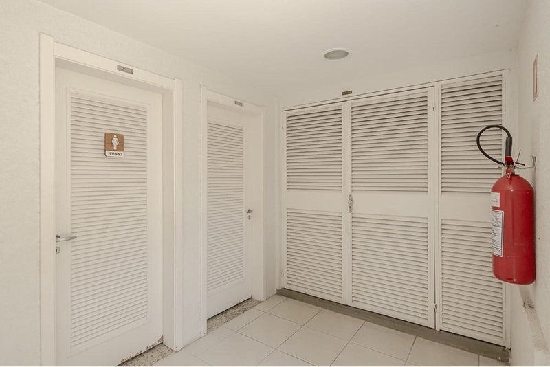 Apartamento CRL 135 Apto 612541001-99 1 suíte 79m² limoeiro Porto Alegre - 