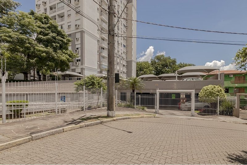 Apartamento CRL 135 Apto 612541001-99 1 suíte 79m² limoeiro Porto Alegre - 