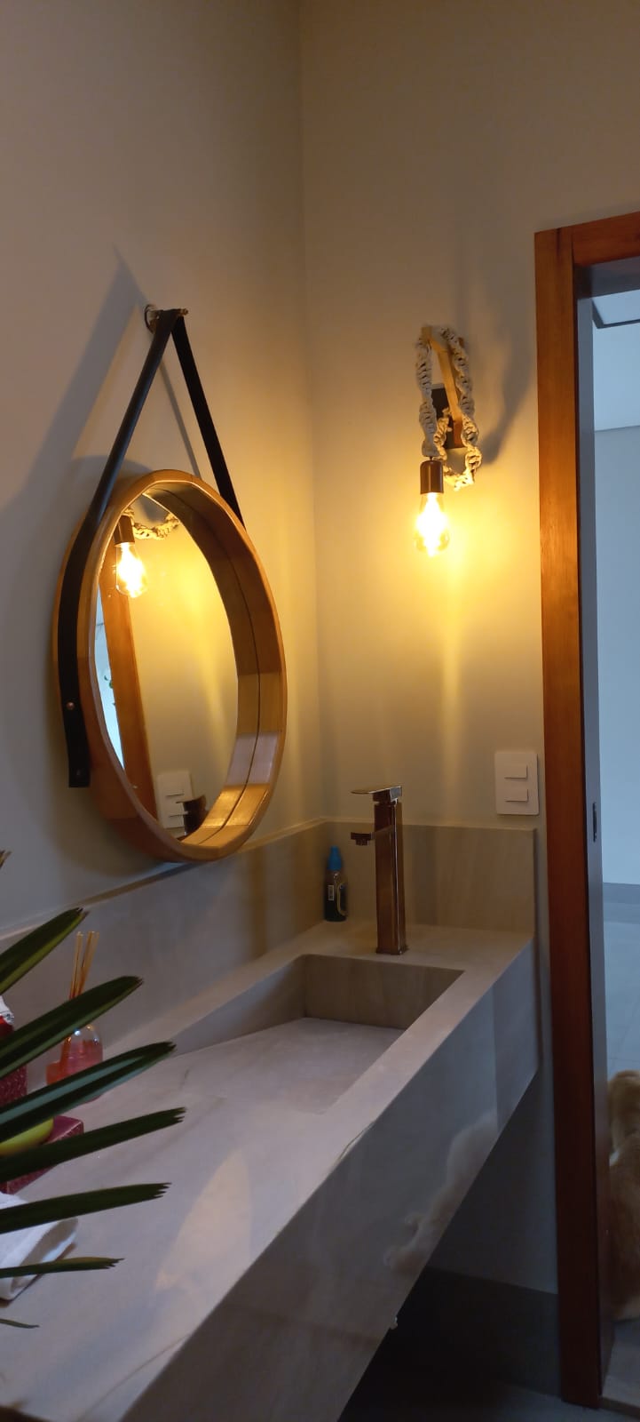 Casa com 3 dormit&oacute;rios &agrave; venda,292 m&sup2; - Condom&iacute;nio Village Ipanema II - Ara&ccedil;oiaba - SP Av: Francisco de Assis Chateaubriand Araçoiaba da Serra - 