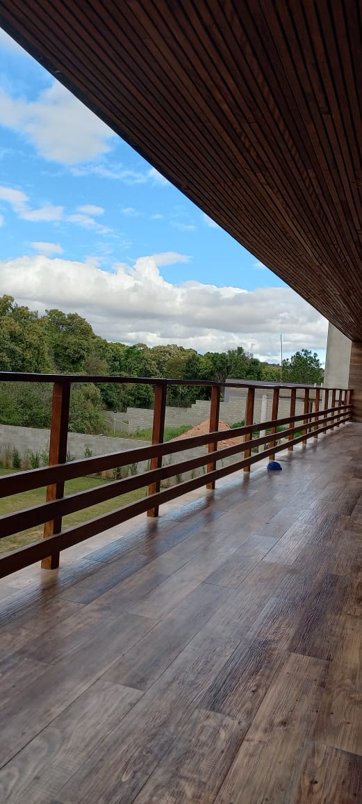 Casa com 3 dormit&oacute;rios &agrave; venda,292 m&sup2; - Condom&iacute;nio Village Ipanema II - Ara&ccedil;oiaba - SP Av: Francisco de Assis Chateaubriand Araçoiaba da Serra - 