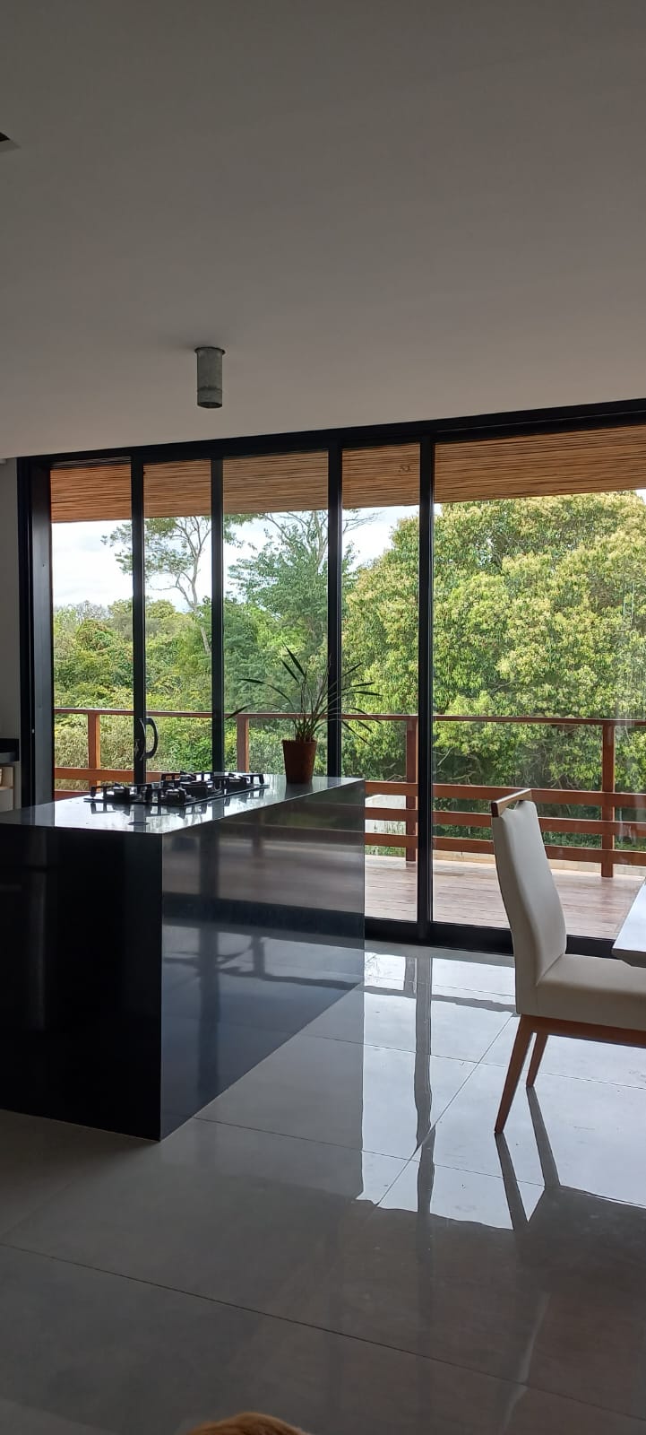 Casa com 3 dormit&oacute;rios &agrave; venda,292 m&sup2; - Condom&iacute;nio Village Ipanema II - Ara&ccedil;oiaba - SP Av: Francisco de Assis Chateaubriand Araçoiaba da Serra - 