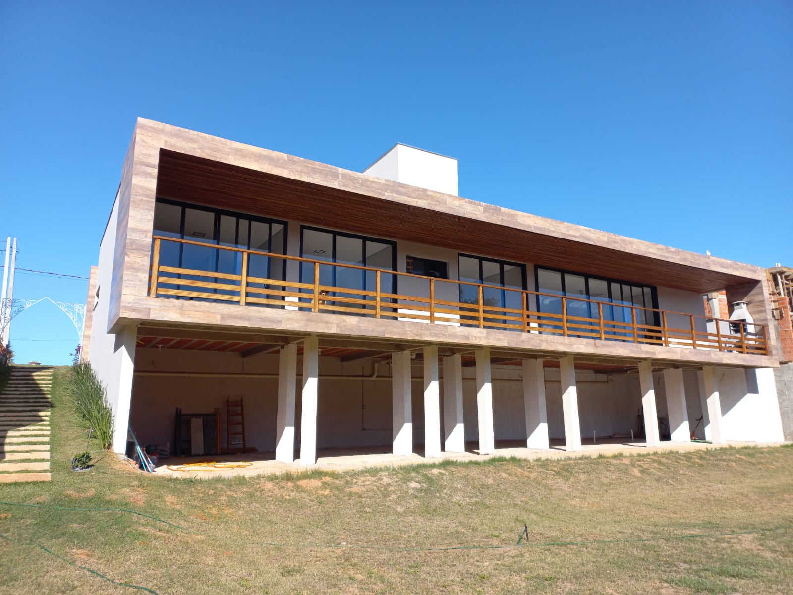 Casa com 3 dormit&oacute;rios &agrave; venda,292 m&sup2; - Condom&iacute;nio Village Ipanema II - Ara&ccedil;oiaba - SP Av: Francisco de Assis Chateaubriand Araçoiaba da Serra - 