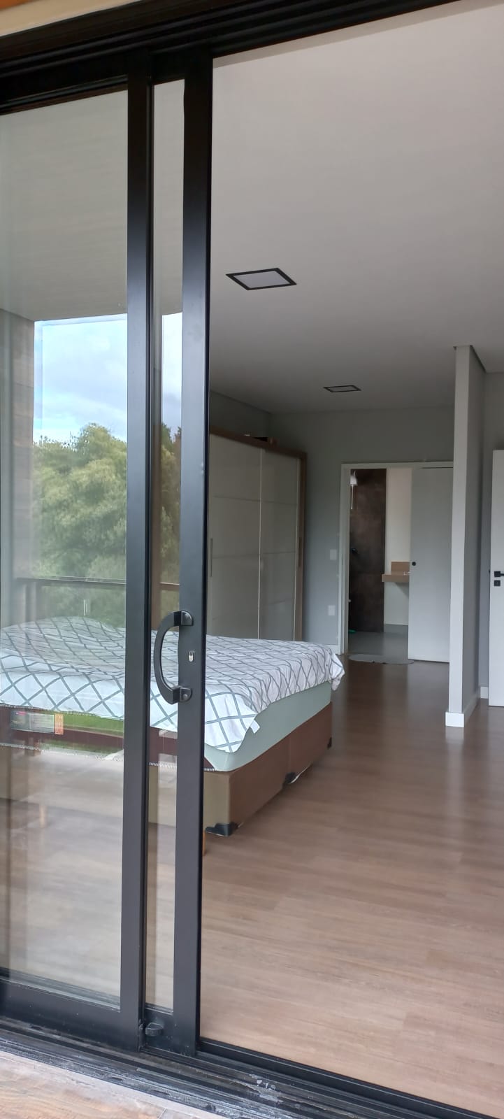 Casa com 3 dormit&oacute;rios &agrave; venda,292 m&sup2; - Condom&iacute;nio Village Ipanema II - Ara&ccedil;oiaba - SP Av: Francisco de Assis Chateaubriand Araçoiaba da Serra - 