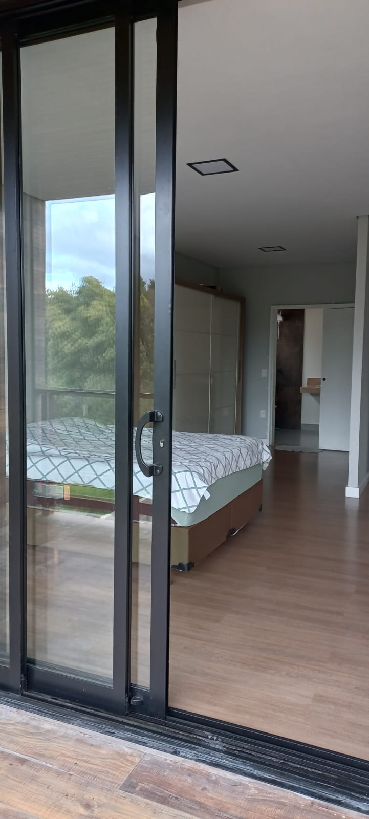 Casa com 3 dormit&oacute;rios &agrave; venda,292 m&sup2; - Condom&iacute;nio Village Ipanema II - Ara&ccedil;oiaba - SP Av: Francisco de Assis Chateaubriand Araçoiaba da Serra - 