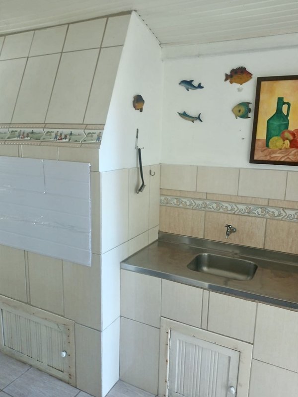 R$ 550.000 - OPORTUNIDADE - CASA NA PRAIA - 134M2 - 2 DORM - EDÍCULA - 1 VAGA Rua São Judas Tadeu Tramandaí - 