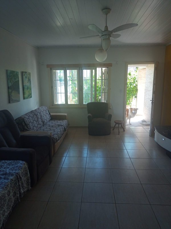 R$ 550.000 - OPORTUNIDADE - CASA NA PRAIA - 134M2 - 2 DORM - EDÍCULA - 1 VAGA Rua São Judas Tadeu Tramandaí - 