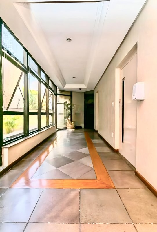 R$ 1.060.000 - ÓTIMO APARTAMENTO - 143M2 - 2 DORM - SUÍTE - SACADAS - 1 VAGA- INFRA Rua Coronel Aurélio Bitencourt Porto Alegre - 