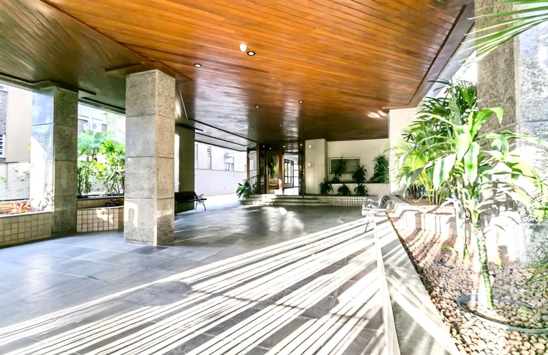 R$ 1.060.000 - ÓTIMO APARTAMENTO - 143M2 - 2 DORM - SUÍTE - SACADAS - 1 VAGA- INFRA Rua Coronel Aurélio Bitencourt Porto Alegre - 