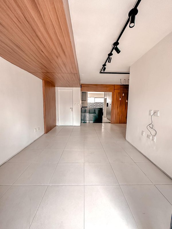 Apartamento à venda com 3 quartos sendo 2 suites, 115m² área útil por R$ 780.000,00 Rua Poeta Zezito Neves Recife - 