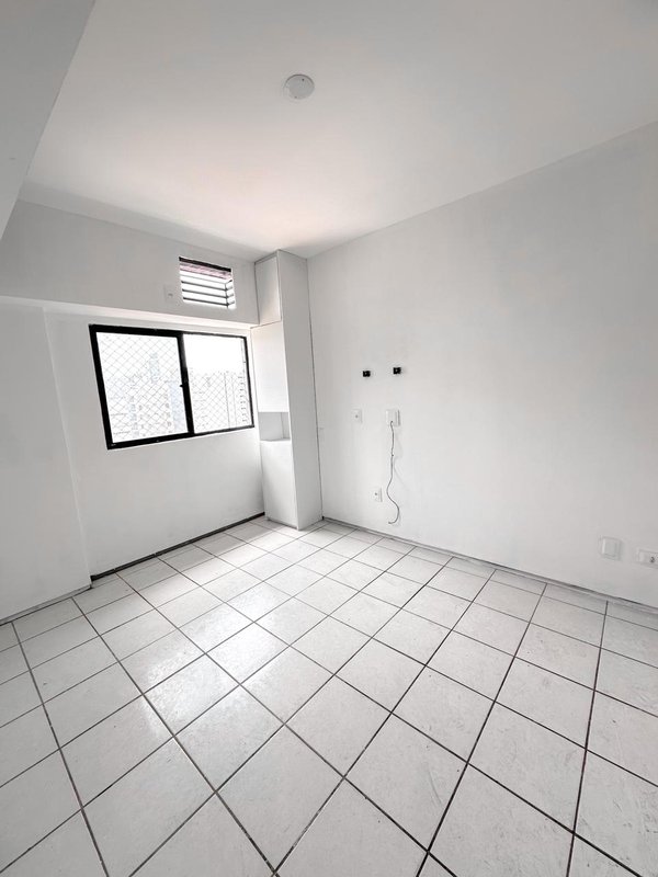 Apartamento à venda com 3 quartos sendo 2 suites, 115m² área útil por R$ 780.000,00 Rua Poeta Zezito Neves Recife - 