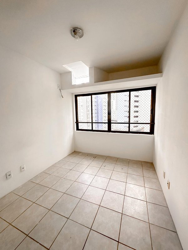 Alugo Apartamento com 3 quartos sendo 2 suítes por R$ 3.500,00 taxas inclusas Rua Amália Bernardino de Sousa Recife - 