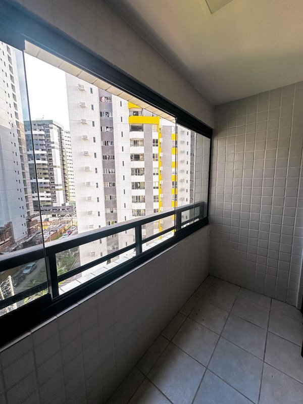 Alugo Apartamento com 3 quartos sendo 2 suítes por R$ 3.500,00 taxas inclusas Rua Amália Bernardino de Sousa Recife - 
