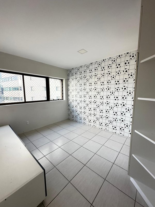 Alugo apartamento com 4 quartos sendo 2 suites, 177m² área útil por R$ 12.500,00 + taxas Rua Jornalista Adeth Leite Recife - 