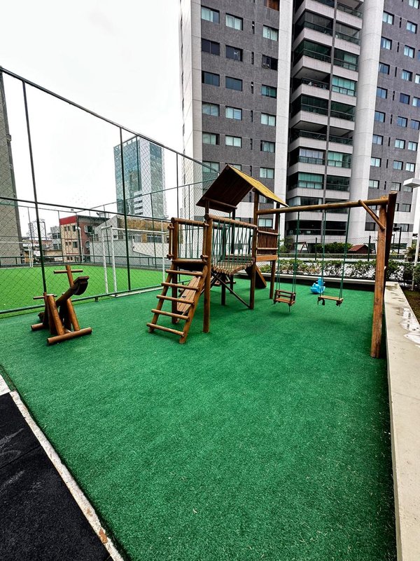 Alugo apartamento com 4 quartos sendo 3 suites, 178m² área útil por R$ 12.500,00 + taxas Avenida Boa Viagem Recife - 