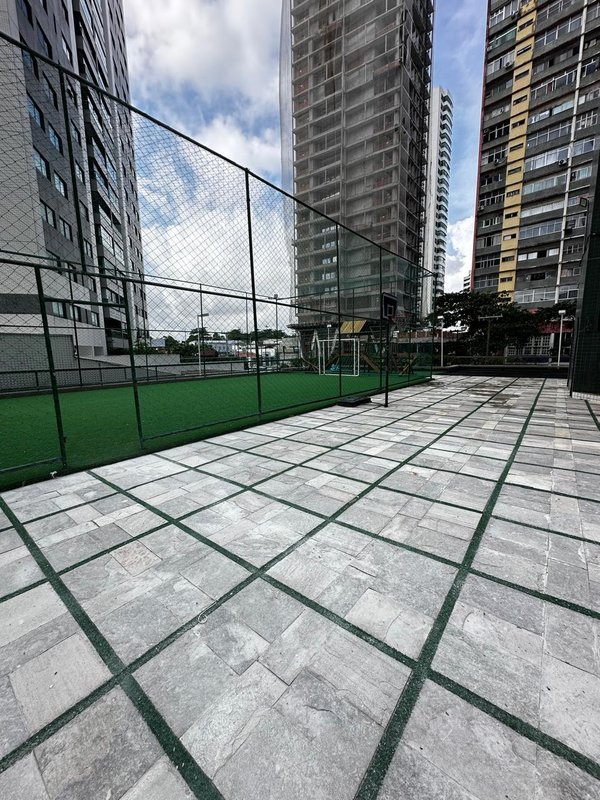 Alugo apartamento com 4 quartos sendo 3 suites, 178m² área útil por R$ 12.500,00 + taxas Avenida Boa Viagem Recife - 