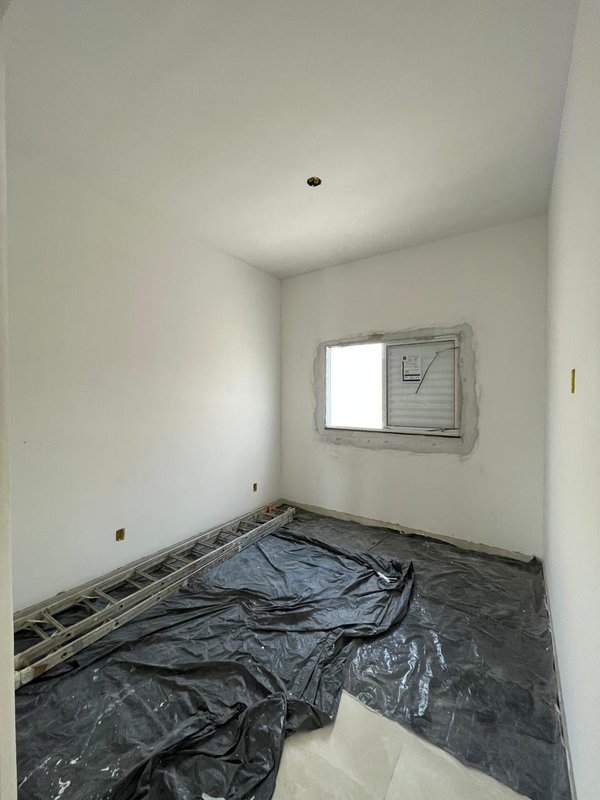 OPORTUNIDADE  - CASA TERREA NO RESIDENCIAL SANTO ANTONIO - Franco da Rocha - 