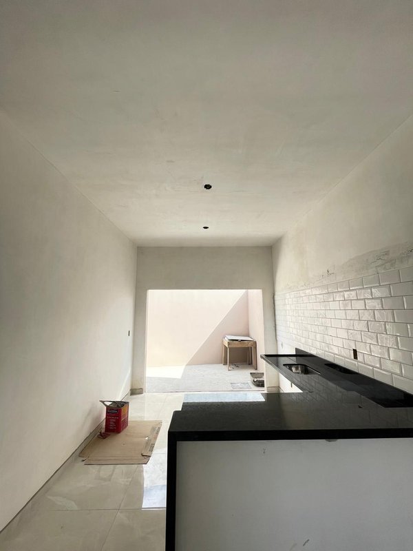 OPORTUNIDADE  - CASA TERREA NO RESIDENCIAL SANTO ANTONIO - Franco da Rocha - 