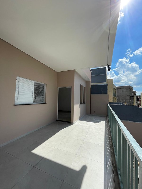 OPORTUNIDADE  - CASA TERREA NO RESIDENCIAL SANTO ANTONIO - Franco da Rocha - 